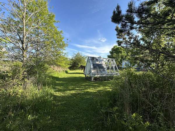 4.79 Acres of Land with Home for Sale in Thomaston, Maine