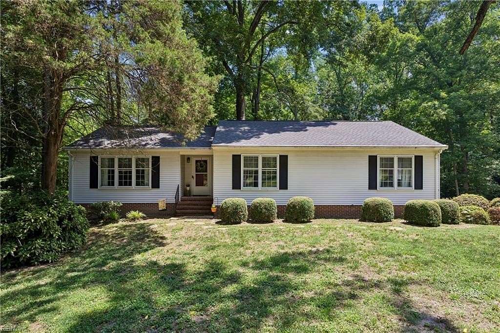 3.53 Acres of Land with Home for Sale in Gloucester, Virginia