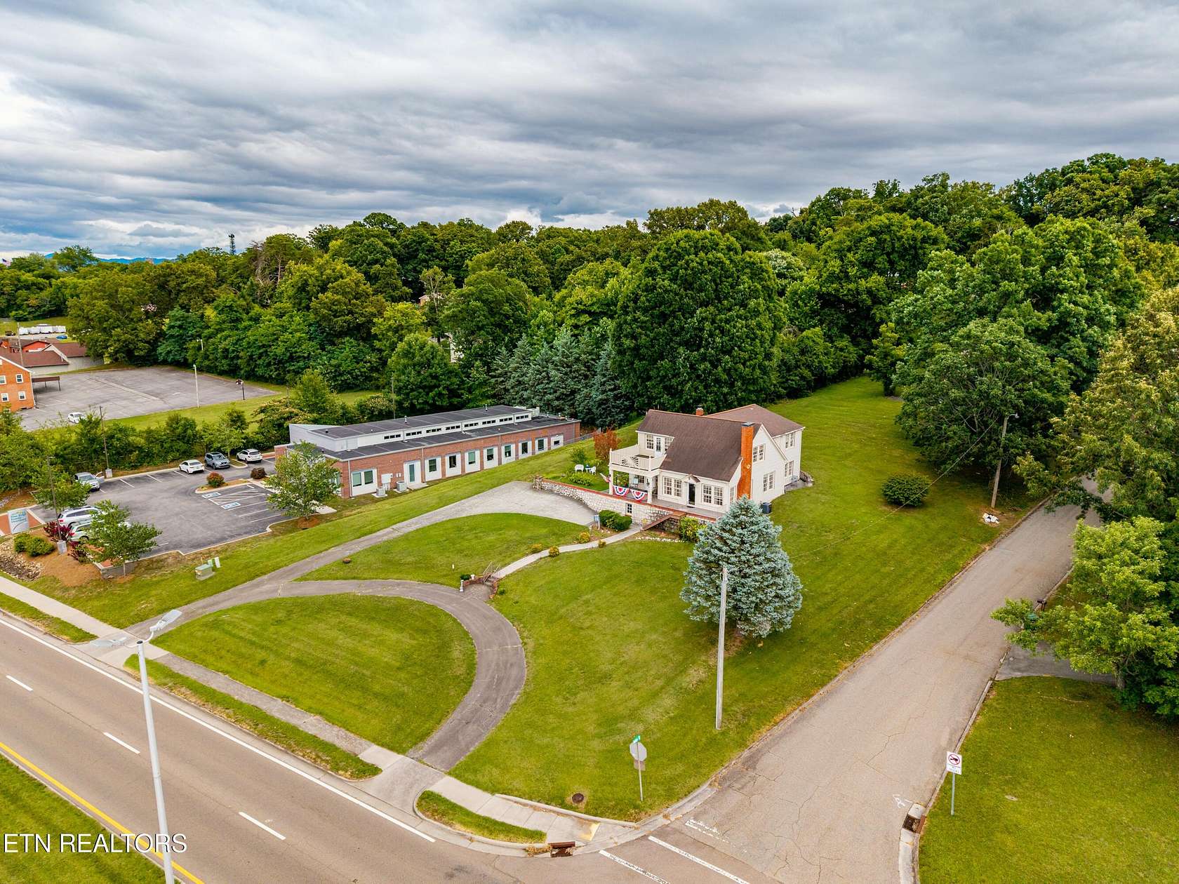 2.6 Acres of Improved Mixed-Use Land for Sale in Maryville, Tennessee