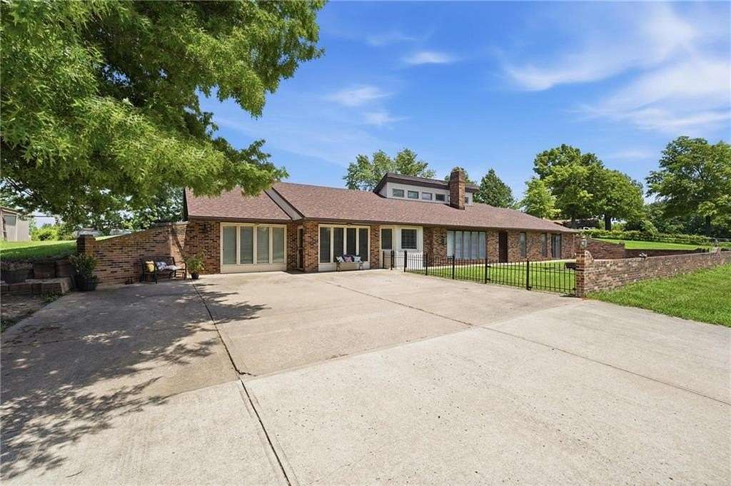 4.88 Acres of Land with Home for Sale in Basehor, Kansas