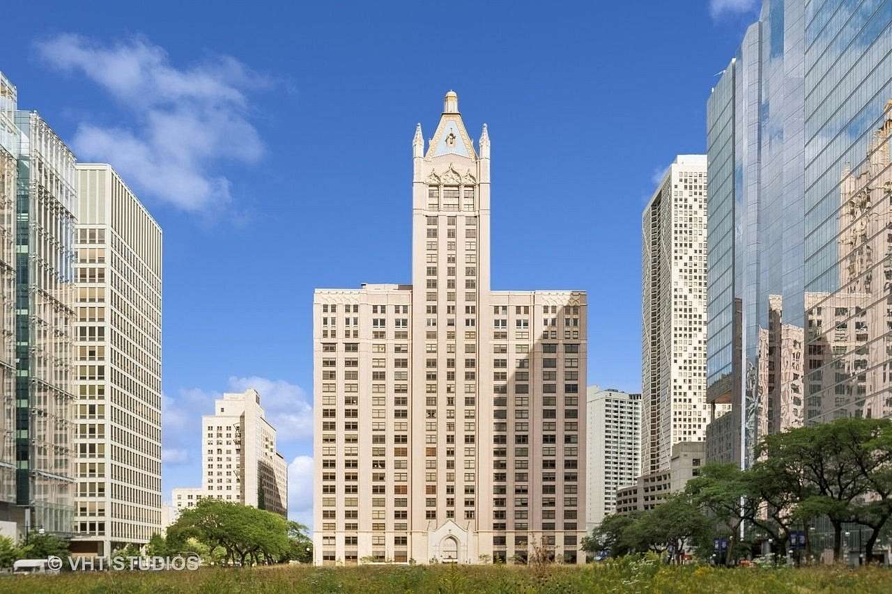 Land for Sale in Chicago, Illinois