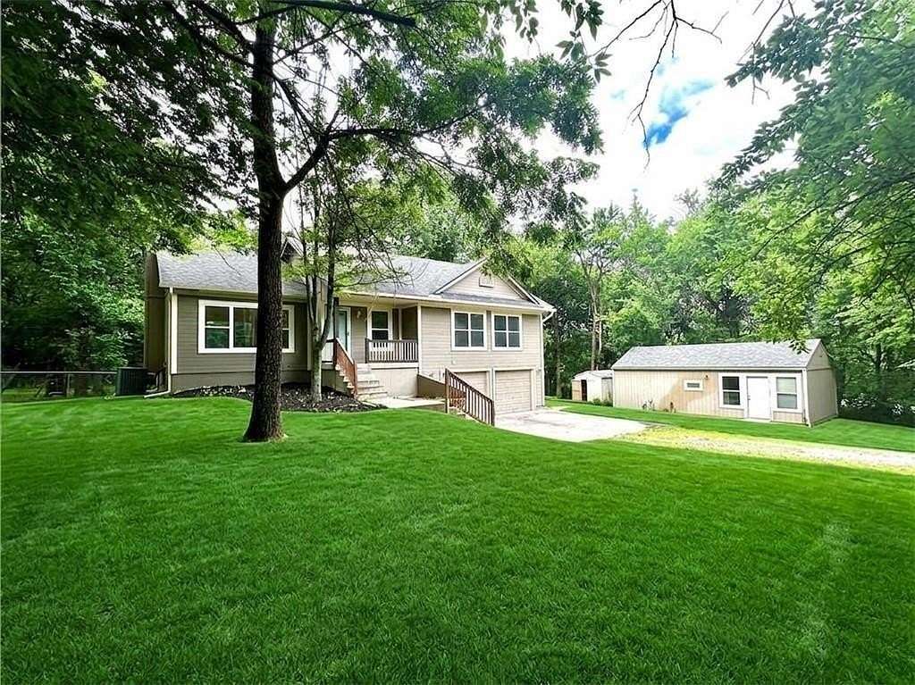 3 Acres of Land with Home for Sale in Kingsville, Missouri
