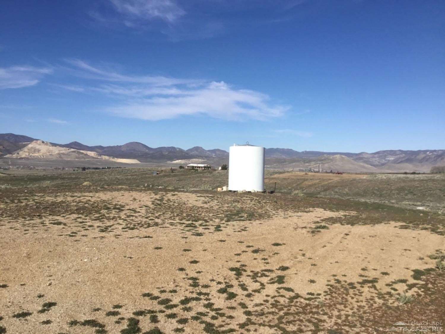 2 Acres of Residential Land for Sale in Tehachapi, California