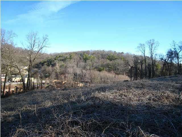 1 Acre of Residential Land for Sale in Chattanooga, Tennessee