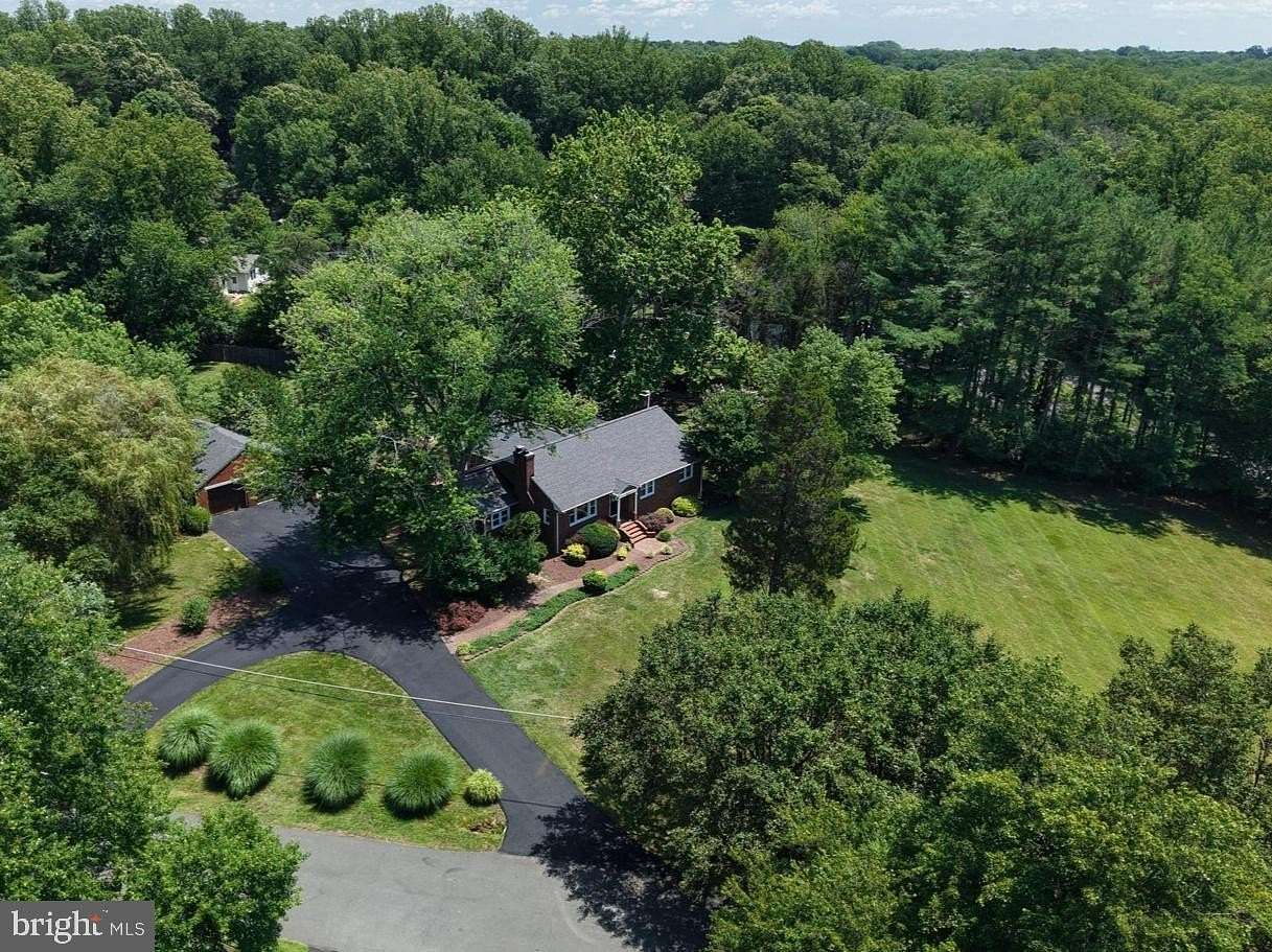 2 Acres of Land with Home for Sale in Fairfax Station, Virginia