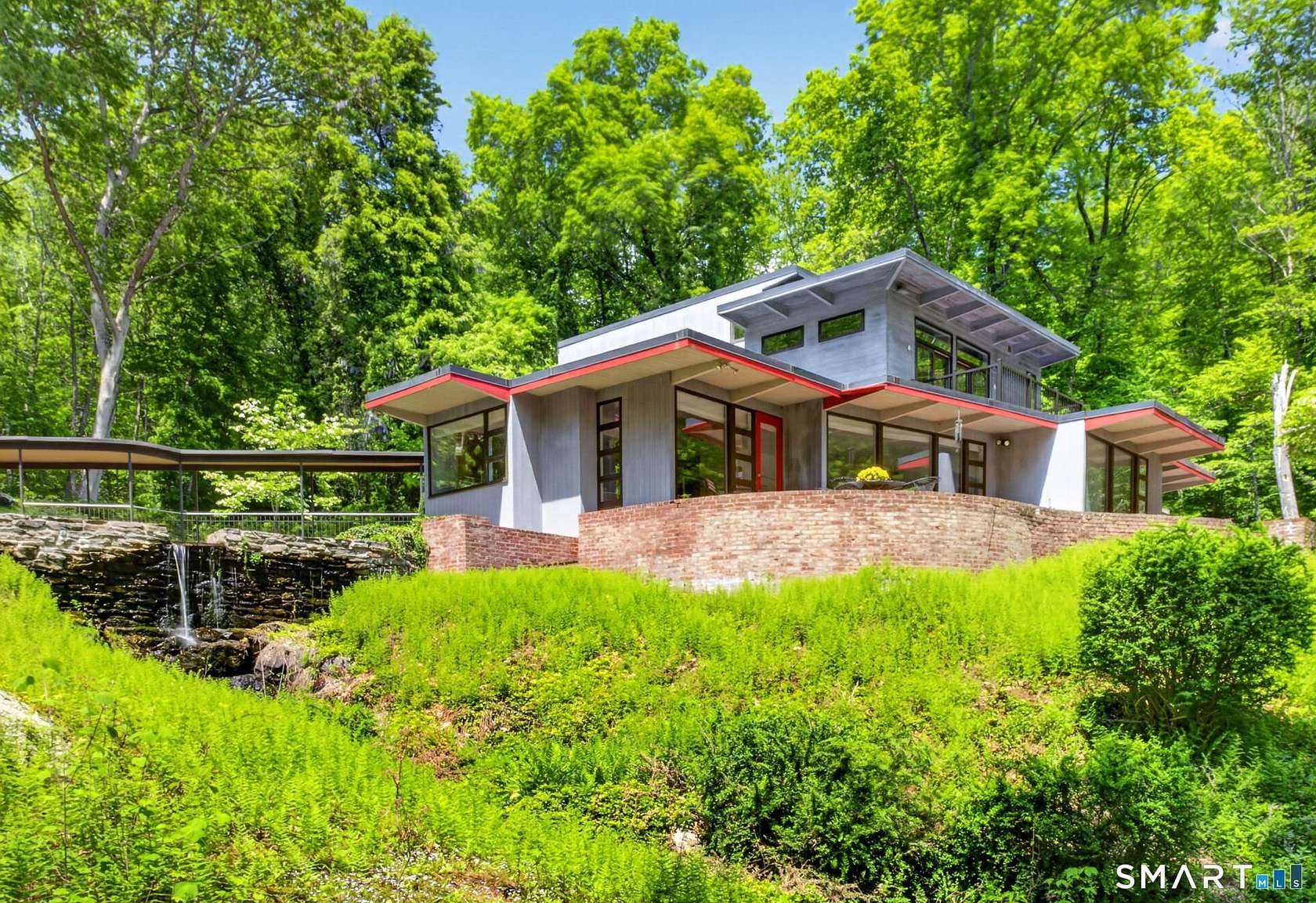 3.34 Acres of Land with Home for Sale in Essex, Connecticut