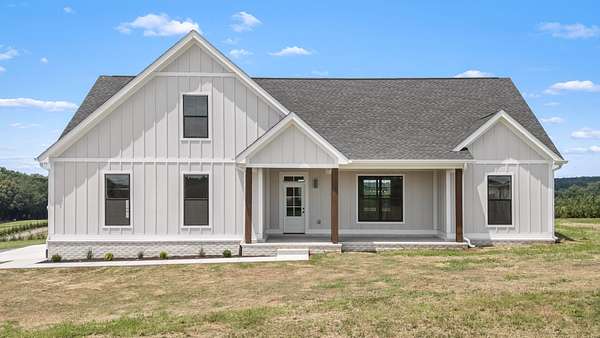 5 Acres of Land with Home for Sale in Morrison, Tennessee