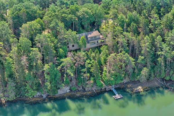 1.7 Acres of Land with Home for Sale in Harpswell Town, Maine