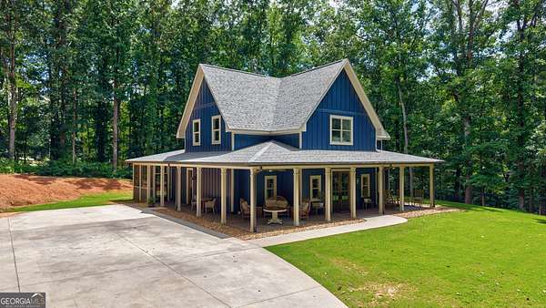 1.5 Acres of Land with Home for Sale in Nicholson, Georgia