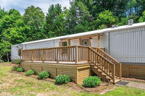 2.6 Acres of Land with Home for Sale in Blue Ridge, Georgia