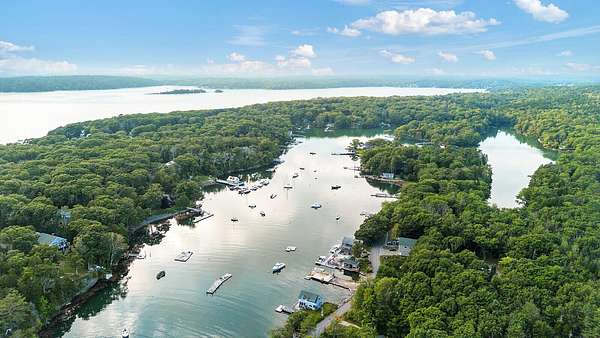 2.6 Acres of Residential Land for Sale in Boothbay, Maine