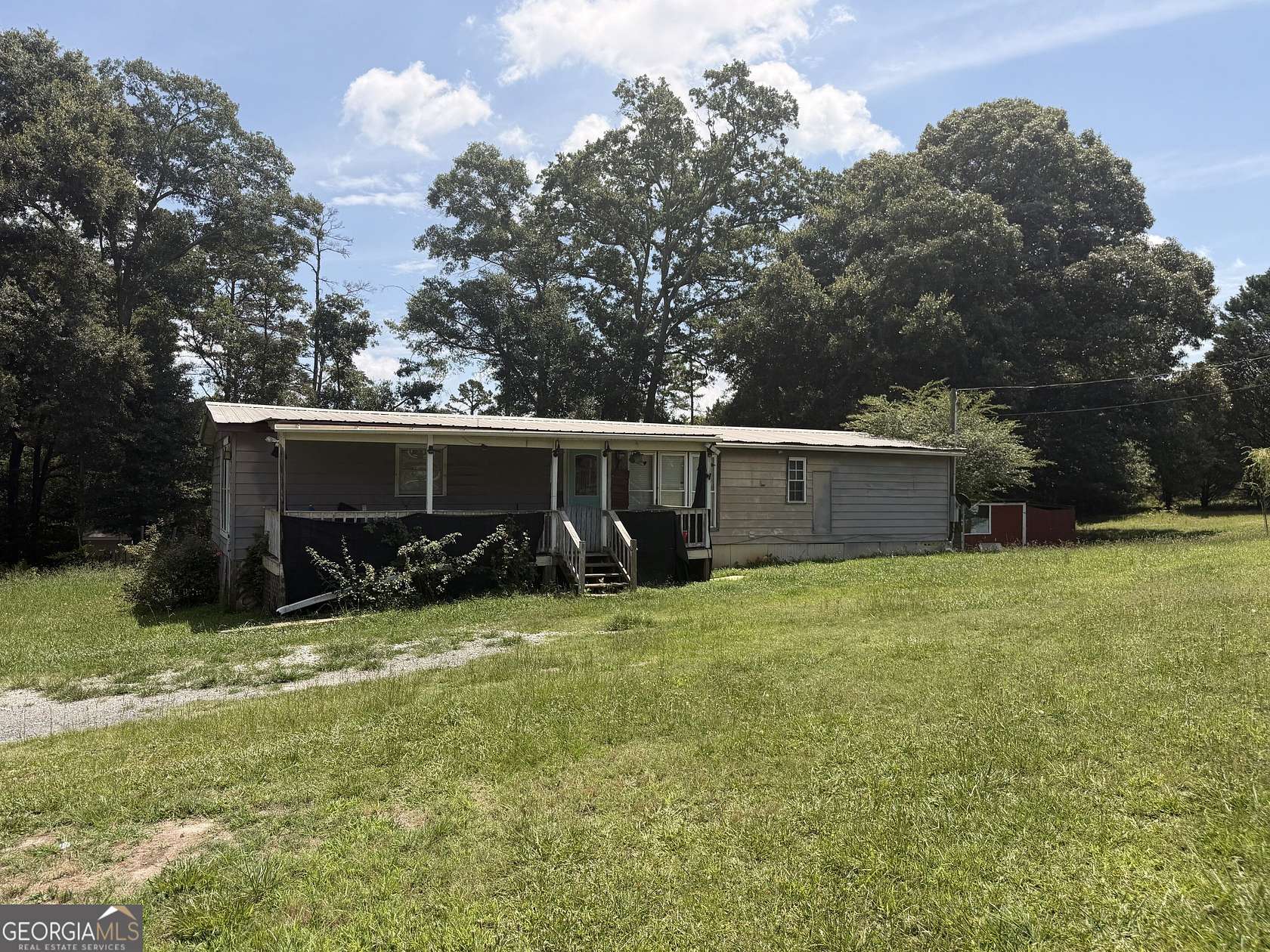 2.78 Acres of Land with Home for Sale in Hartwell, Georgia