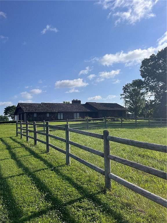 4 Acres of Land with Home for Sale in Prairie Grove, Arkansas