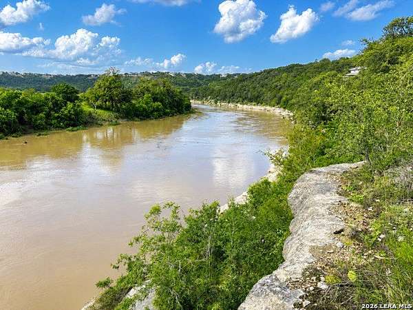 1.22 Acres of Residential Land for Sale in Spring Branch, Texas