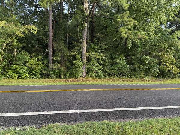1.25 Acres of Residential Land for Sale in Pinetown, North Carolina