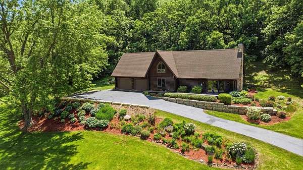 2.2 Acres of Land with Home for Sale in Galena, Illinois