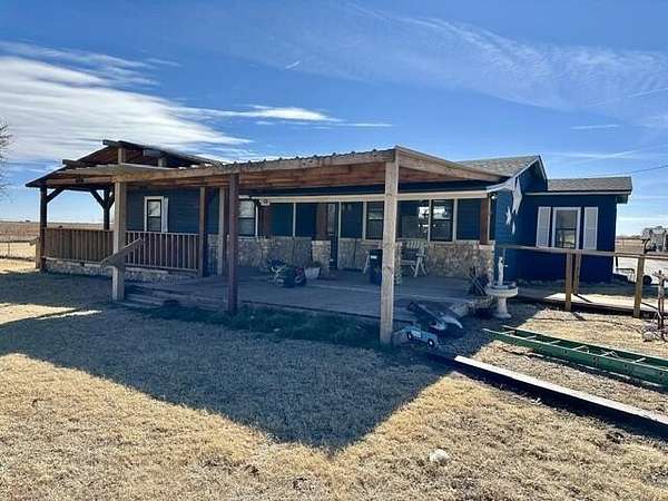 7.5 Acres of Land with Home for Sale in Plainview, Texas
