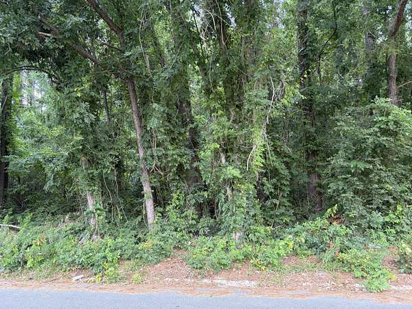 0.94 Acres of Residential Land for Sale in Moncks Corner, South Carolina