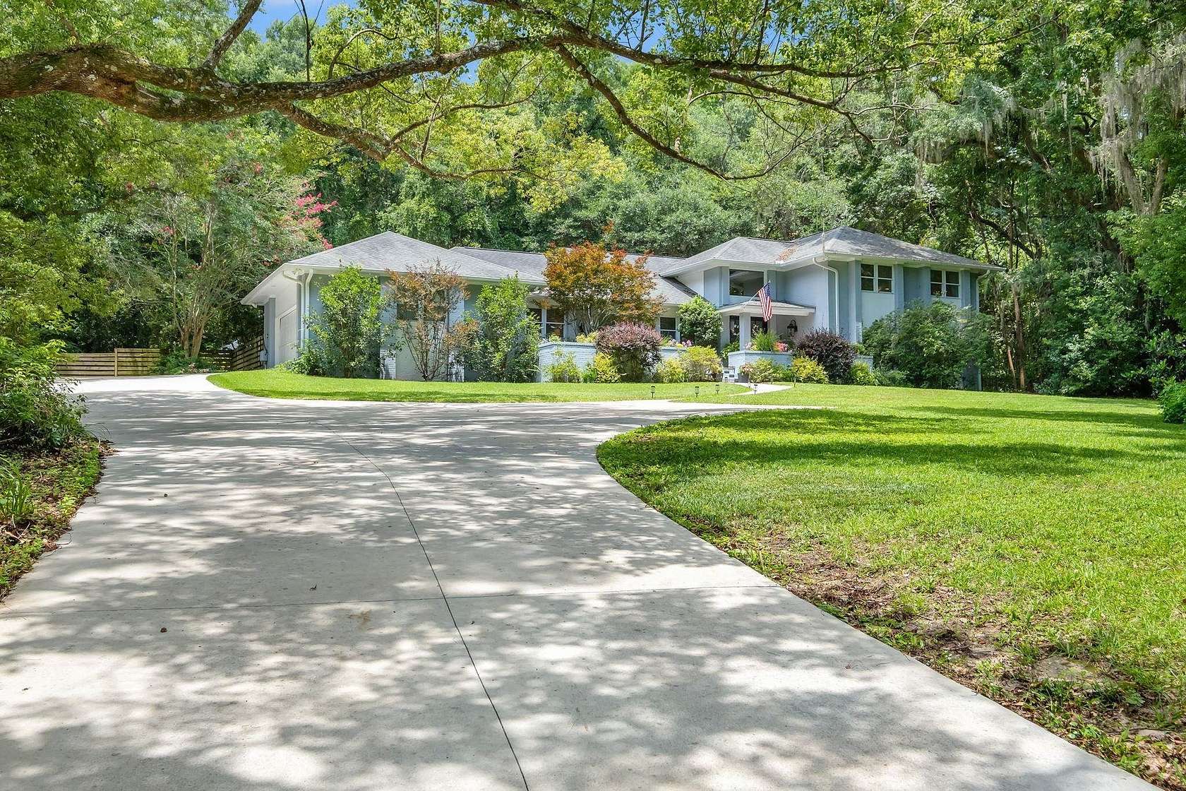 1.52 Acres of Land with Home for Sale in Tallahassee, Florida