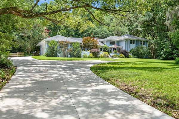 1.52 Acres of Land with Home for Sale in Tallahassee, Florida