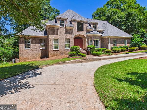 1.77 Acres of Land with Home for Sale in Warner Robins, Georgia