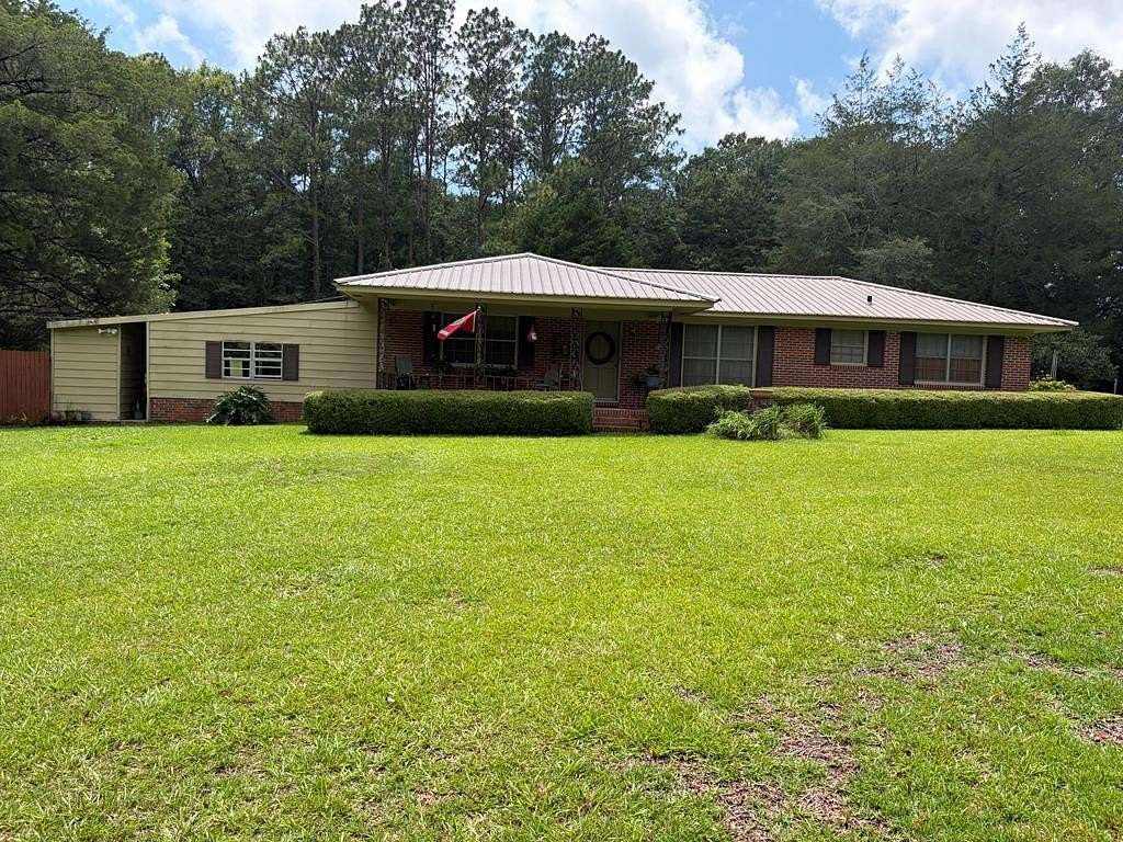 7.12 Acres of Land with Home for Sale in Meigs, Georgia