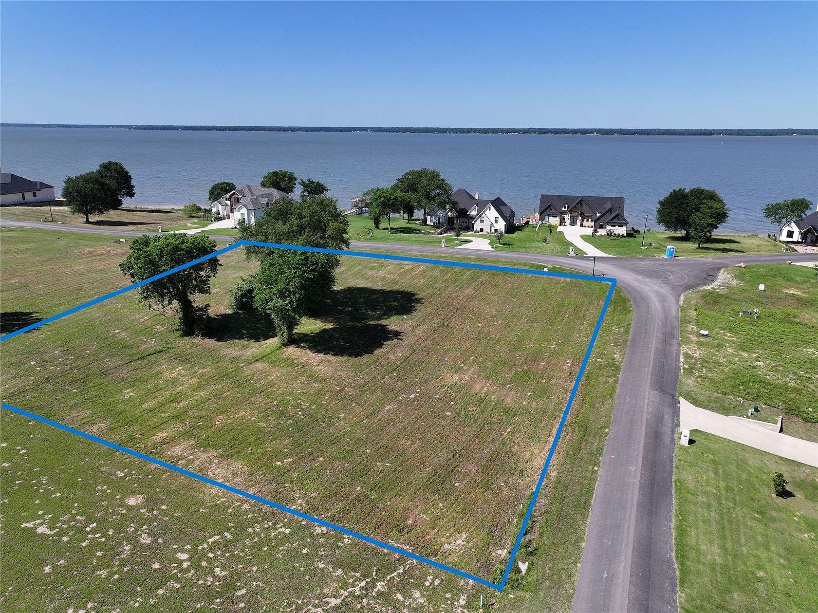 0.61 Acres of Residential Land for Sale in Mabank, Texas