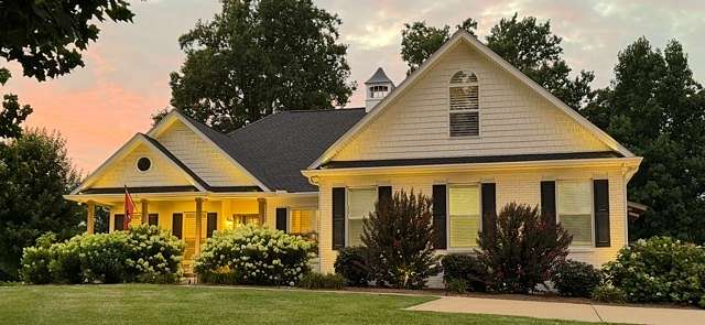5.49 Acres of Land with Home for Sale in Columbia, Tennessee
