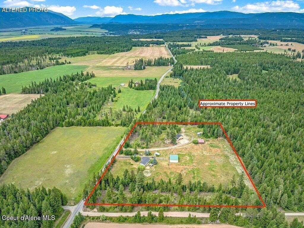 9.13 Acres of Land with Home for Sale in Naples, Idaho