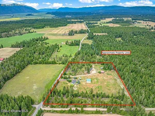 9.13 Acres of Land with Home for Sale in Naples, Idaho
