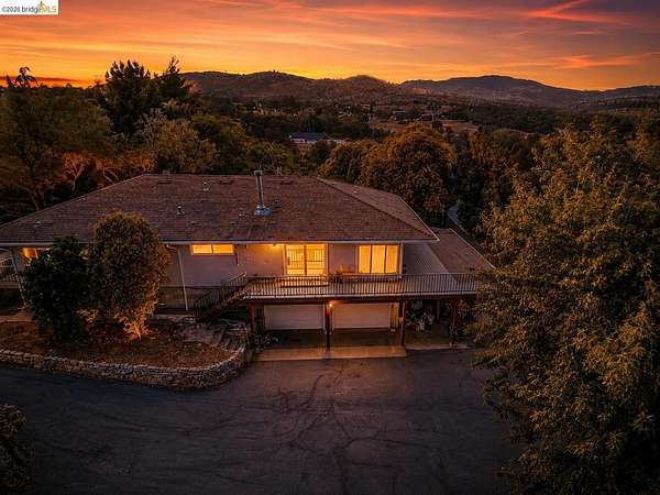 1.5 Acres of Land with Home for Sale in Copperopolis, California