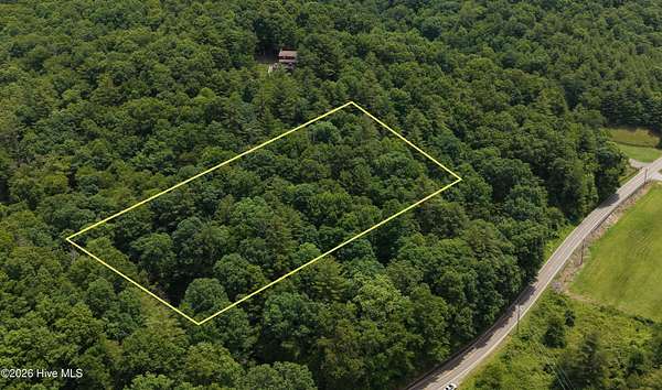 2.5 Acres of Residential Land for Sale in West Jefferson, North Carolina