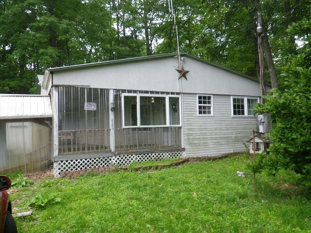 2 Acres of Land with Home for Sale in Northern Cambria, Pennsylvania