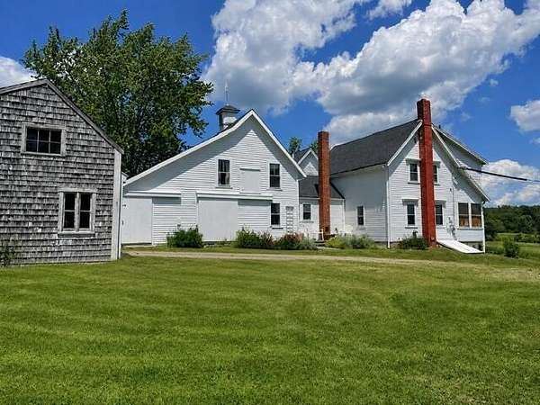 3 Acres of Land with Home for Sale in Bristol, Maine