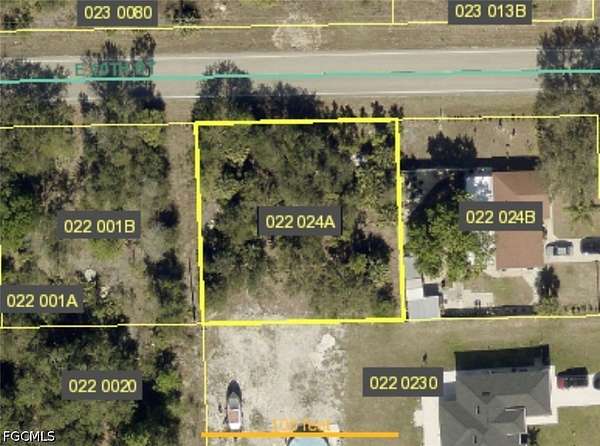 0.25 Acres of Residential Land for Sale in Lehigh Acres, Florida