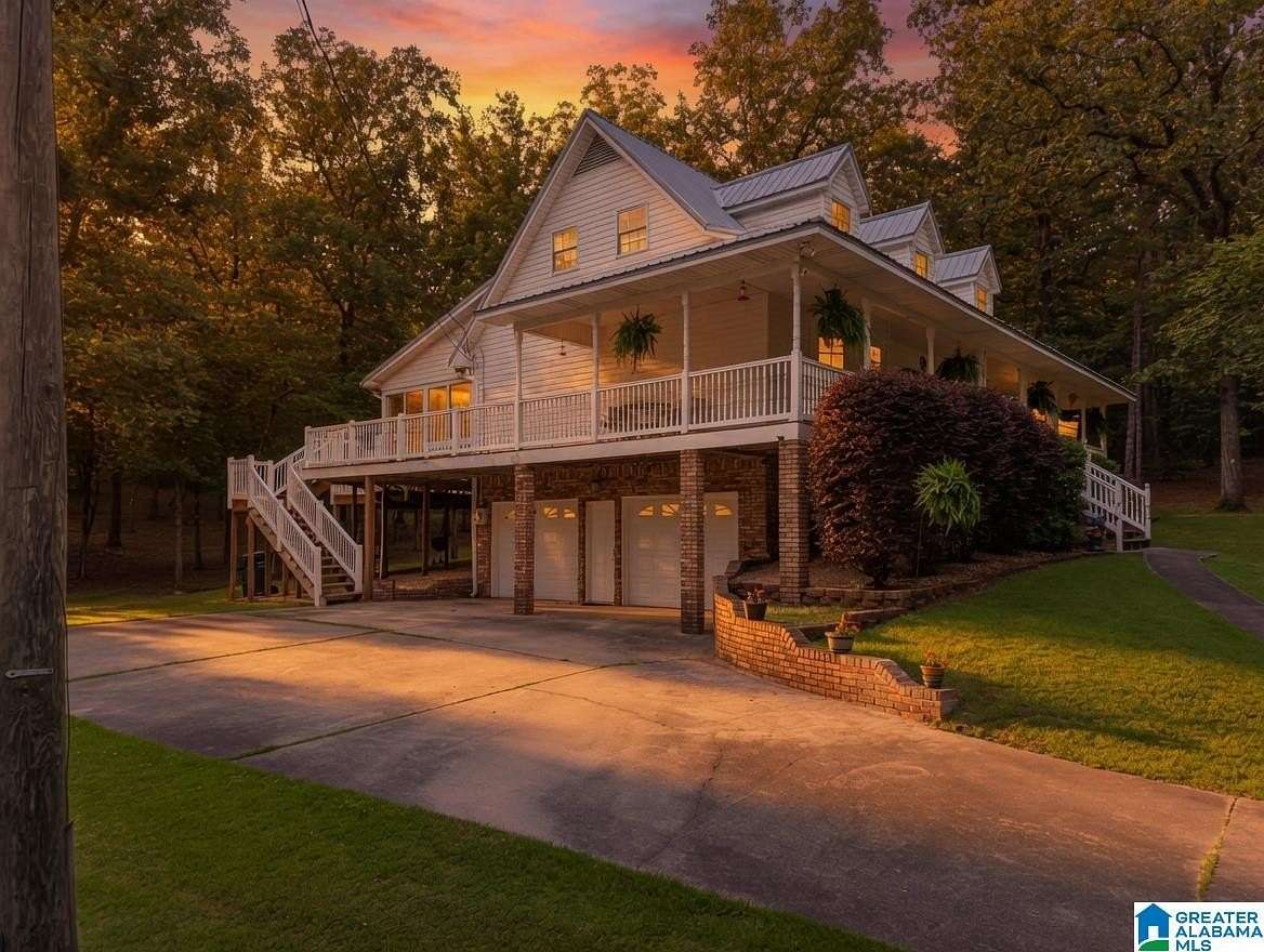 23 Acres of Land with Home for Sale in Calera, Alabama