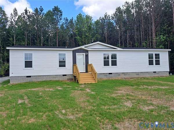 3.79 Acres of Land with Home for Sale in Farnham, Virginia