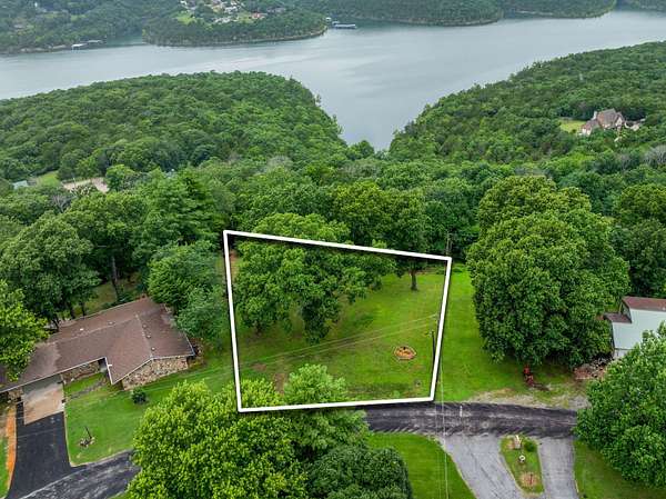 0.53 Acres of Land for Sale in Blue Eye, Missouri