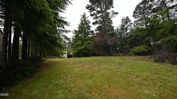 0.58 Acres of Residential Land for Sale in Yachats, Oregon
