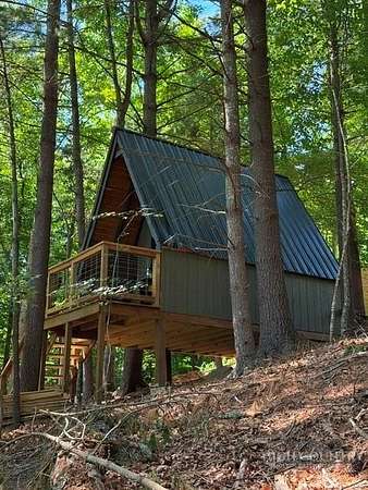 6 Acres of Residential Land for Sale in Sparta, North Carolina