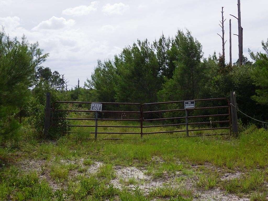 10.3 Acres of Recreational & Residential Land for Sale in Cedar Key, Florida