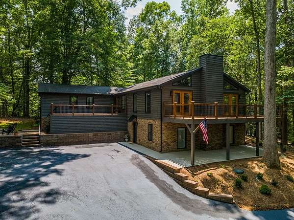 1.64 Acres of Land with Home for Sale in Roebuck, South Carolina