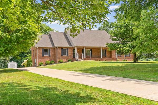 2 Acres of Land with Home for Sale in Clarksville, Tennessee