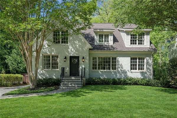 3.2 Acres of Land with Home for Lease in Atlanta, Georgia