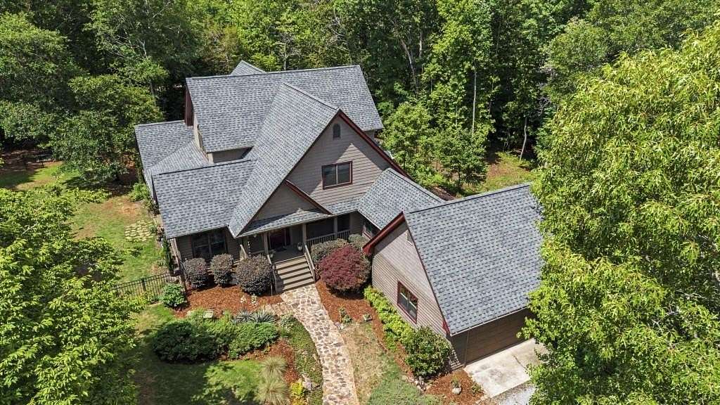 6 Acres of Land with Home for Sale in Athens, Georgia
