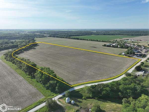 55.2 Acres of Land for Sale in West Branch, Iowa