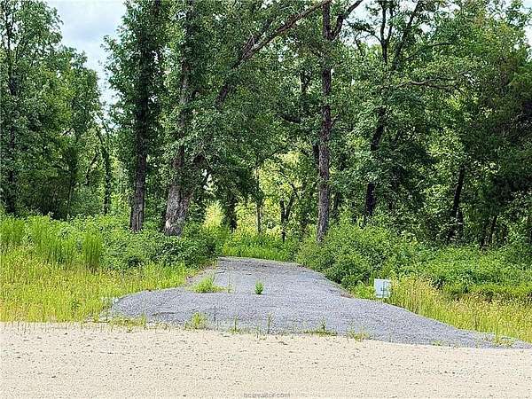 3 Acres of Residential Land for Sale in Marquez, Texas