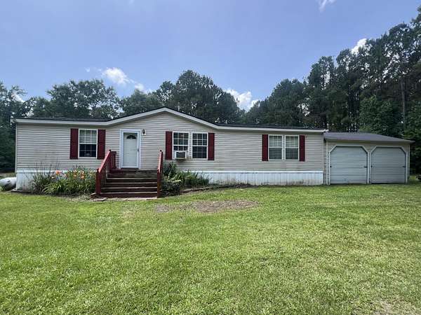 18.9 Acres of Land with Home for Sale in Walterboro, South Carolina