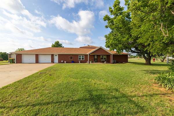 5 Acres of Land with Home for Sale in Decatur, Texas