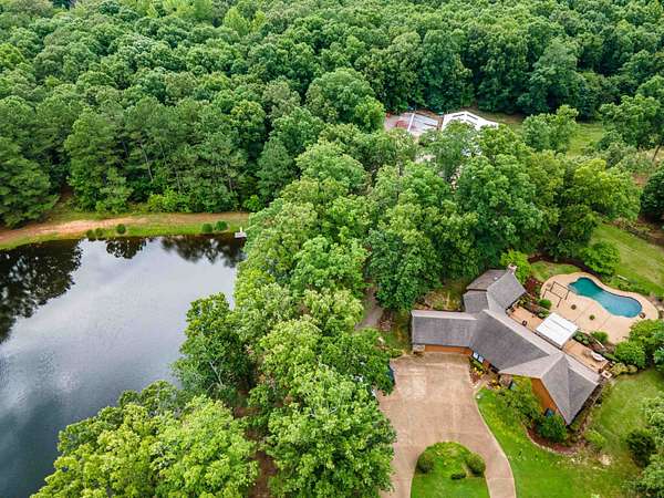20.7 Acres of Land with Home for Sale in Somerville, Tennessee